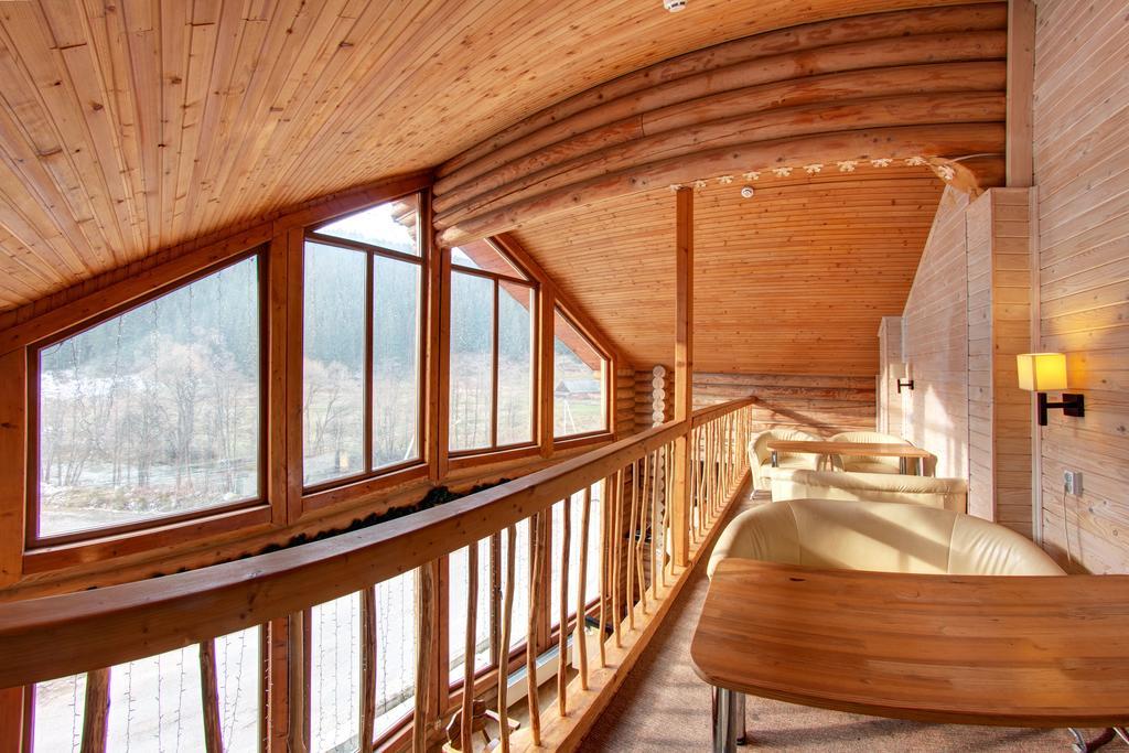 Hotel Bereg Bukovel Exterior photo